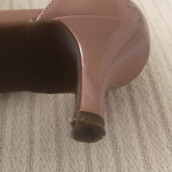 Woman’s Anne Klein Akfonda closed toe spring mauve heel pumps - Picture 9 of 16